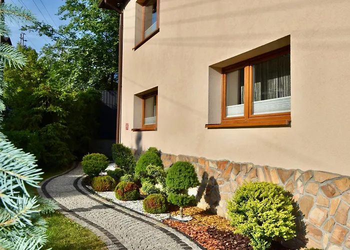 Nad Potokiem 穆希纳